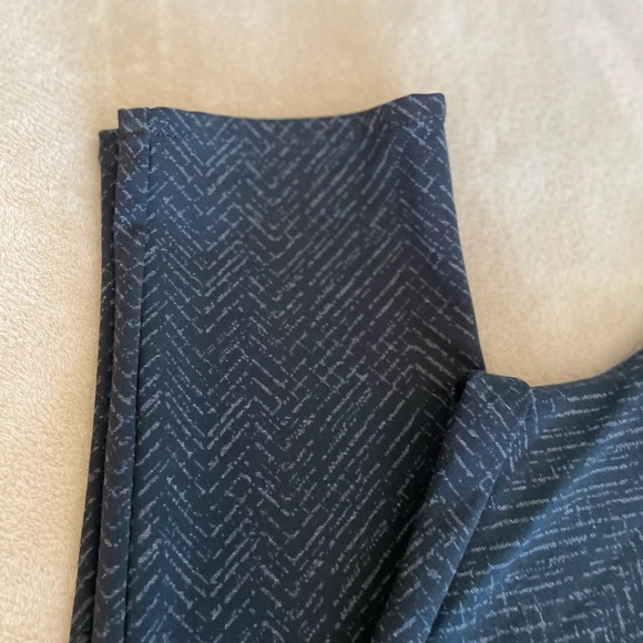 Gloria Vanderbilt Soft Chevron Pants - Size 6 - Picture 3 of 15